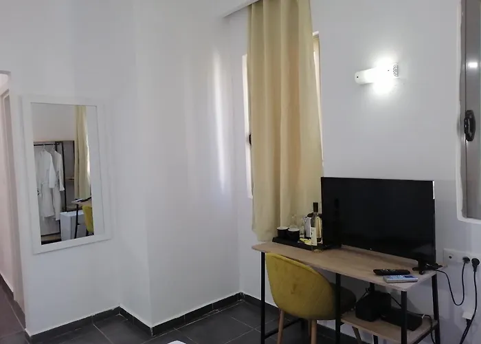 Mare By Delfinia (adults Only) Πανσιόν